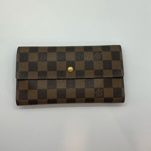 Louis Vuitton Damier Long Wallet